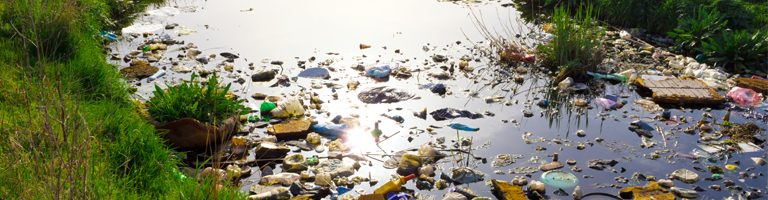 river pollution how does plastic get into the ocean